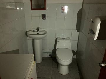 VENTA GRAN CASA  COMERCIAL 3 PONIENTE VIÑA DEL  MAR UF 15.000