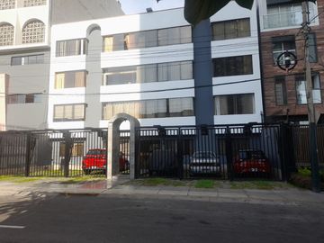VENTA DE DEPARTAMENTO DÚPLEX EN JESÚS MARÍA