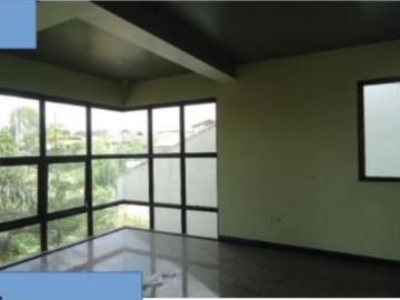 𝐏𝐑𝐎𝐏𝐄𝐑𝐓𝐘 𝐅𝐎𝐑 𝐒𝐀𝐋𝐄  𝐢𝐧 Woodland Hills Subdivision, Brgy. Bancal, Carmona, Cavite