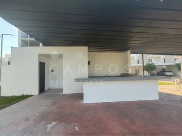 Casa de 2 pisos con 2 recámaras en privada residencial - Entrega inmediata