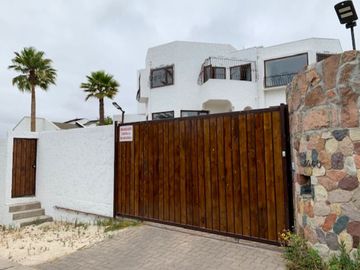 VENTA CASA ROSARIO DE PEÑUELAS COQUIMBO. 13.500 UF