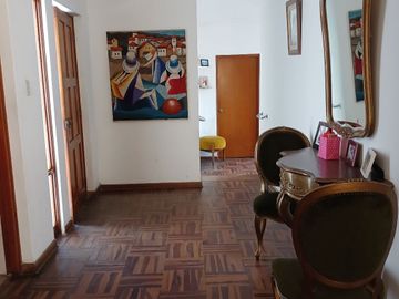 BAJO DE PRECIO!! OCASIÓN !!VENTA DE CASA A PRECIO DE TERRENO!!! MONTERRICO SURCO