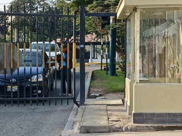 BAJO DE PRECIO!! OCASIÓN !!VENTA DE CASA A PRECIO DE TERRENO!!! MONTERRICO SURCO