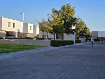 Venta Casa cumbres del lago juriquilla condominio gran capricho con alberca
