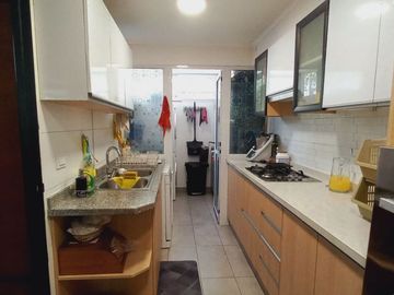 Hermoso Townhouse 3d/3b Con 2 Estacionamientos Y Bodega