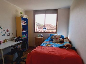 Hermoso Townhouse 3d/3b Con 2 Estacionamientos Y Bodega