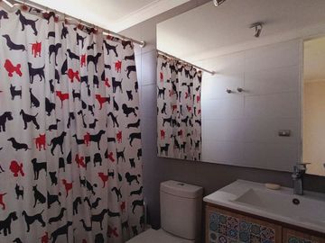 Hermoso Townhouse 3d/3b Con 2 Estacionamientos Y Bodega