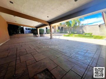 CASA EN VENTA, PRIMERA SECCIÓN DE BALCONES DEL CAMPESTRE, LEÓN, GTO; SUPER PRECIO DE OPORTUNIDAD.