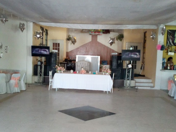 Edificio en venta en Granjas Banthi, San Juan del Río, Querétaro Inactive