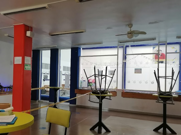 Edificio en venta en Granjas Banthi, San Juan del Río, Querétaro Inactive