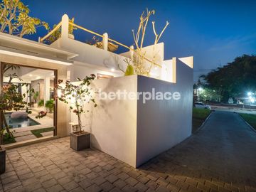 Stylish One Bedroom Villa in Tumbak Bayuh, A Great Investment Opportunity