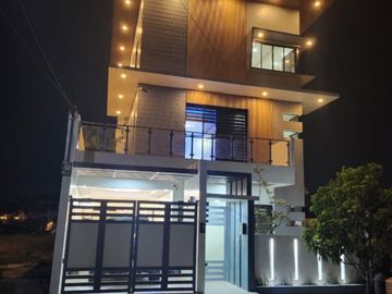 HOUSE AND LOT FOR SALE VILLAGIO TELABASTAGAN SF PAMPANGA
