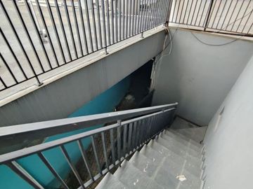 Kontrakan 16 pintu di pondok kelapa jakarta timur