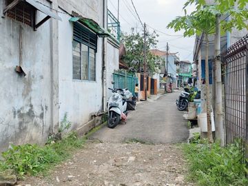 Kontrakan 16 pintu di pondok kelapa jakarta timur