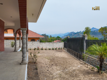 Casa por estrenar de venta en el Canton Paute sector La higuera