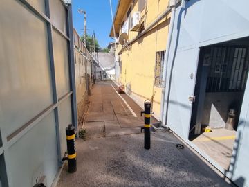 SE VENDE BODEGA Y OFICINAS EN ESTACIÓN CENTRAL
