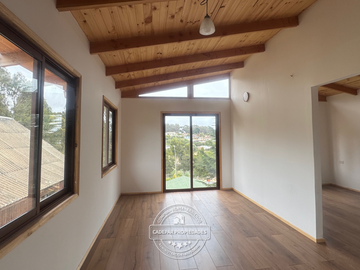 VENDE CASA NUEVA, HERMOSA Y ACOGEDORA EN LAS CRUCES - COMUNA EL TABO