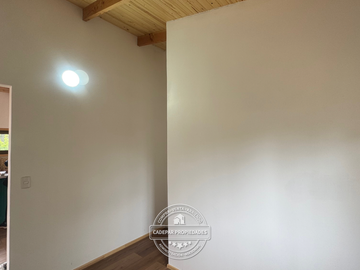 VENDE CASA NUEVA, HERMOSA Y ACOGEDORA EN LAS CRUCES - COMUNA EL TABO