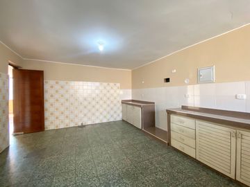 ¡Gran Oportunidad de Inversión en zona comercial en Santa Anita!!🏡✨