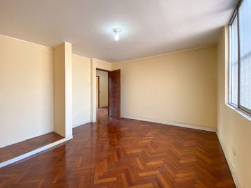 ¡Gran Oportunidad de Inversión en zona comercial en Santa Anita!!🏡✨