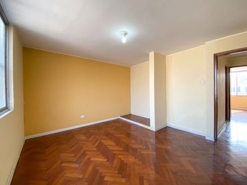 ¡Gran Oportunidad de Inversión en zona comercial en Santa Anita!!🏡✨