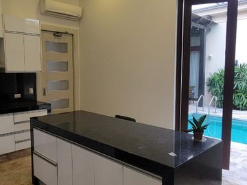 VENDO HERMOSA CASA NUEVA DE ESTRENO SAMBORONDON
