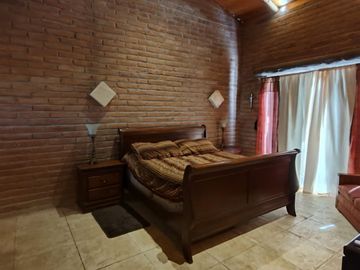 CASA EN VENTA SAN PEDRO DE LA CUEVA
