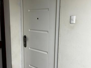 ALQUILER DPTO SEMI AMOBLADO RESIDENCIAL SAN FELIPE $ 1,200.00