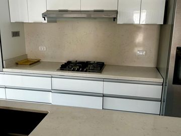 ALQUILER DPTO SEMI AMOBLADO RESIDENCIAL SAN FELIPE $ 1,200.00