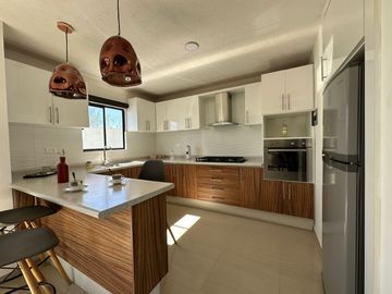 En venta casa de tres recamaras con cisterna al sur de Pachuca.
