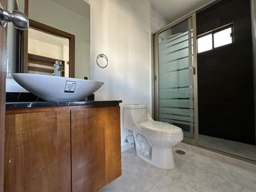 En venta casa de tres recamaras con cisterna al sur de Pachuca.