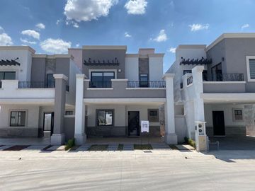 En venta casa de tres recamaras con cisterna al sur de Pachuca.