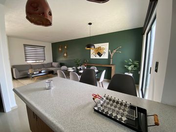 En venta casa de tres recamaras con cisterna al sur de Pachuca.
