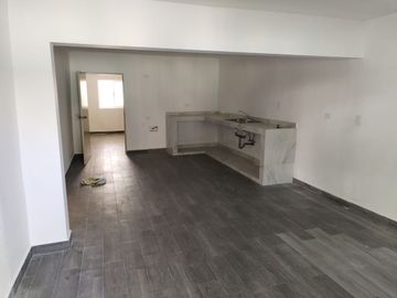 Casa en Venta Col Trabajadores, Santa Catarina