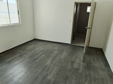 Casa en Venta Col Trabajadores, Santa Catarina