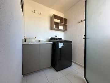 En venta departamento de dos recamaras con estacionamiento y cisterna