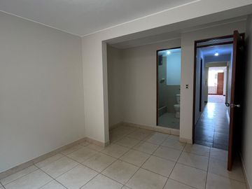 Bonito Dpto. En Venta Sjm 3Er. Piso - 