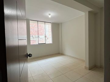 Bonito Dpto. En Venta Sjm 3Er. Piso - 