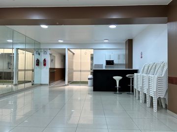 Se Vende Departamento + cochera y deposito en Lince