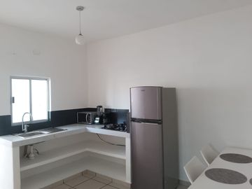 A 5 MIN APROX. DE LA PLAYA (EN AUTO). DEPTO EN VENTA, LOS CABOS