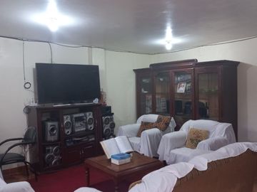 Vendo Casa de 438.67m, Chillogallo Santa Martha