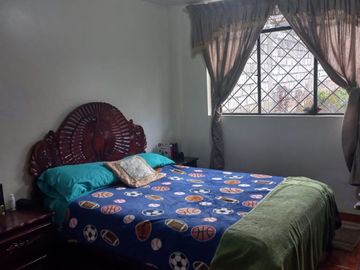 Vendo Casa de 438.67m, Chillogallo Santa Martha
