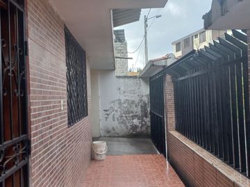 Vendo Casa de 438.67m, Chillogallo Santa Martha
