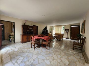 CASA -BARRIO PRADOS DEL NORTE-CALI