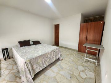 CASA -BARRIO PRADOS DEL NORTE-CALI