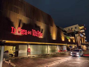 A UN COSTADO DE VIDANTA WORLD