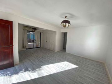 LOS ANDES - VENTA CASA CÉNTRICA / LOS VILLARES