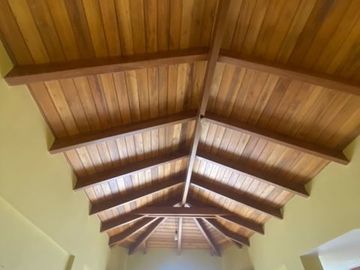 Casa en venta 4 dormitorios Urbanización Santa Lucia