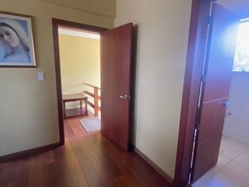 Casa en venta 4 dormitorios Urbanización Santa Lucia