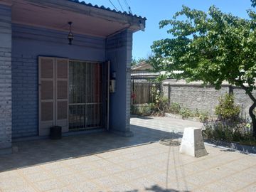 CASA 3 DORMITORIOS Y 1 BAÑO BARRIO SANTA BLANCA EL BOSQUE
